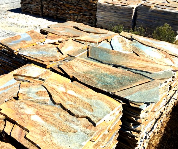 Πρασινοκαφέ ακανόνιστες πλάκες Καρύστου — μοναδική απόχρωση